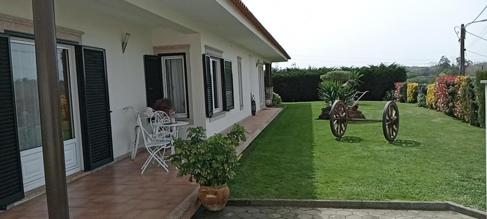 Terreno Das Mimosas Авейру Экстерьер фото