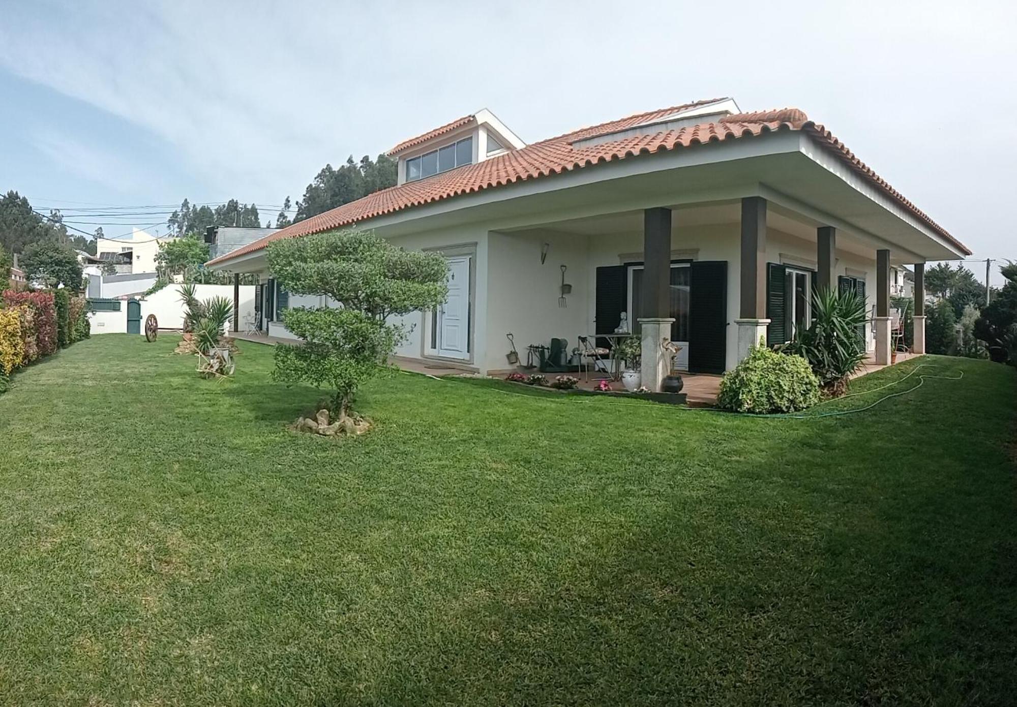 Terreno Das Mimosas Авейру Экстерьер фото